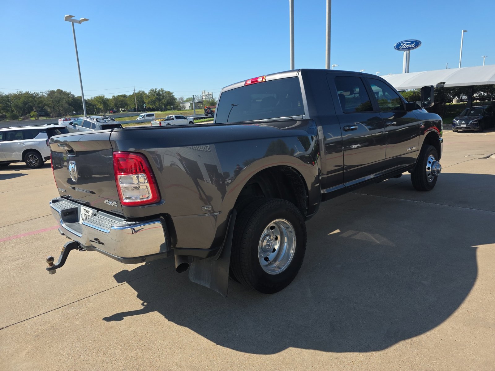 Used 2019 RAM 3500 Big Horn AWD/4WD image 6
