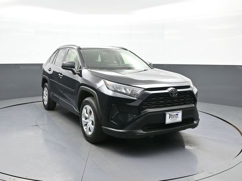 Used 2019 Toyota RAV4 LE w/ All Weather Liner Package AWD/4WD image 3