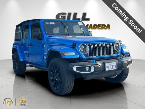 Used 2024 Jeep Wrangler Unlimited Sahara w/ Technology Group AWD/4WD image 1
