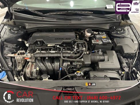 Used 2022 Hyundai Elantra SEL w/ Convenience Package FWD image 10