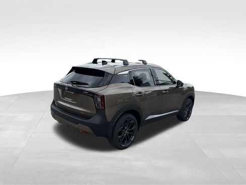 New 2026 Nissan Kicks SR w/ Cold Weather Package AWD/4WD image 6