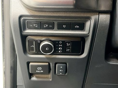 Used 2023 Ford F150 Platinum w/ Equipment Group 701A High AWD/4WD image 10