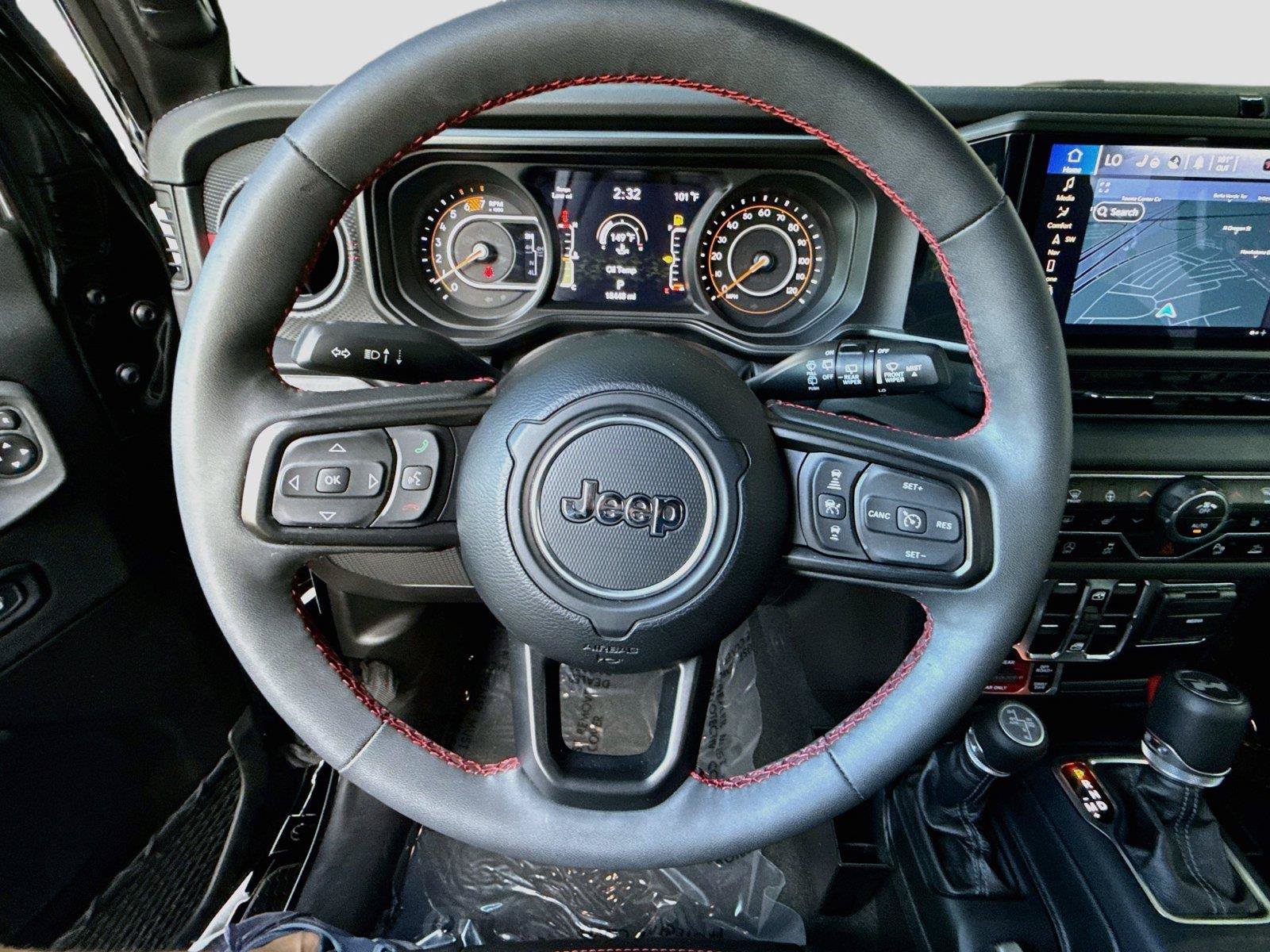 Used 2024 Jeep Wrangler Unlimited Rubicon AWD/4WD image 11