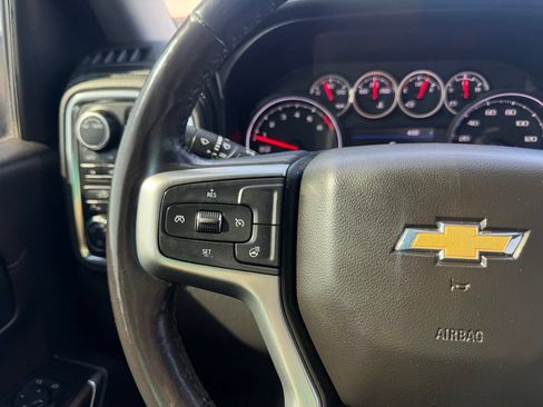 Used 2020 Chevrolet Silverado 1500 LT w/ Texas Edition AWD/4WD image 31