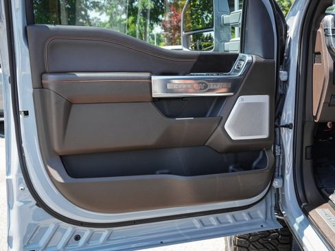 Used 2025 Ford F250 King Ranch w/ Chrome Package AWD/4WD image 14