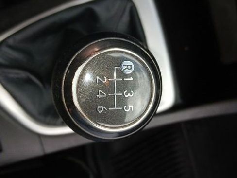 Used 2015 Toyota Corolla S image 27