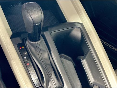 Certified 2025 Honda Accord SE image 18