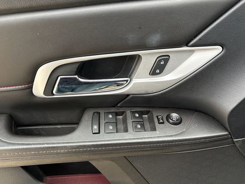 Used 2016 GMC Terrain SLE image 17