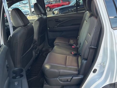 Used 2024 Honda Passport Black Edition image 22