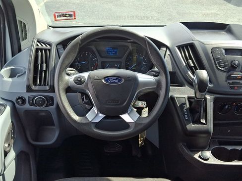 Used 2019 Ford Transit 250 130 Low Roof w/ Exterior Upgrade Package RWD image 13