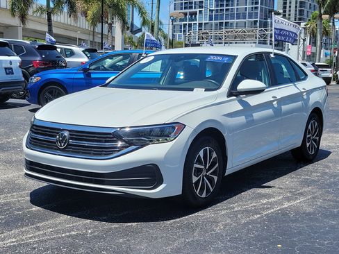 Certified 2024 Volkswagen Jetta S FWD image 31