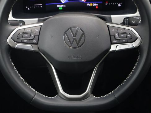 Used 2023 Volkswagen Atlas SE image 17