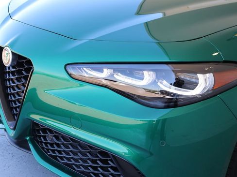 New 2025 Alfa Romeo Giulia AWD w/ Veloce Package AWD image 42
