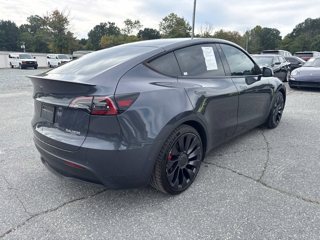 Used 2022 Tesla Model Y Performance AWD/4WD image 5