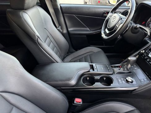Used 2025 Lexus IS 350 F Sport image 8