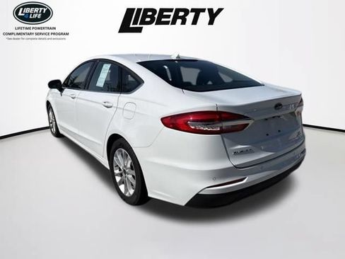 Certified 2019 Ford Fusion SE FWD image 5