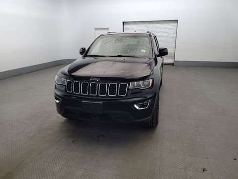 Used 2021 Jeep Grand Cherokee Laredo AWD/4WD image 15