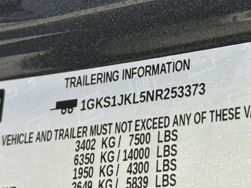 Used 2022 GMC Yukon XL Denali image 36