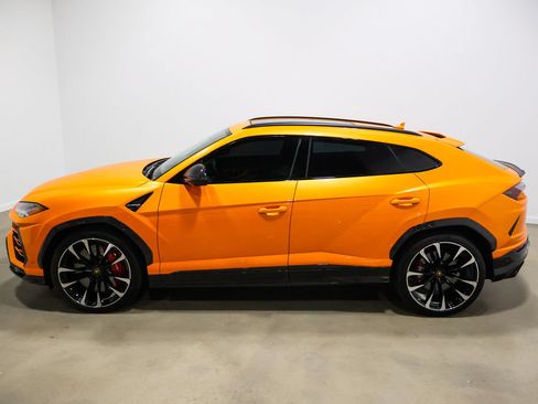 Used 2021 Lamborghini Urus AWD/4WD image 14