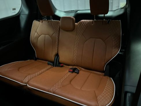 New 2026 Chrysler Pacifica Pinnacle image 24