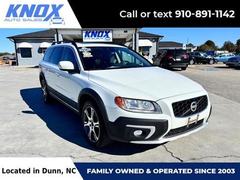 Used 2015 Volvo XC70 T6 Platinum image 1
