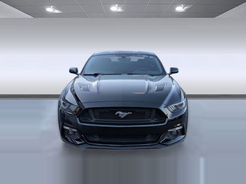 Used 2015 Ford Mustang GT image 5