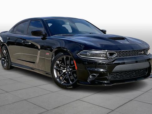Used 2022 Dodge Charger Scat Pack w/ Plus Group image 2