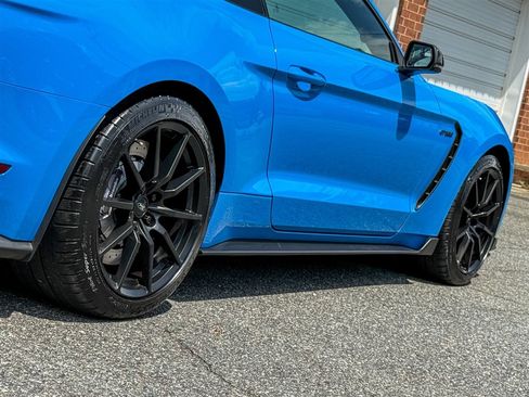 Used 2017 Ford Mustang Shelby GT350 w/ Electronics Package RWD image 33