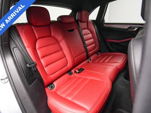 Used 2017 Porsche Macan GTS image 49
