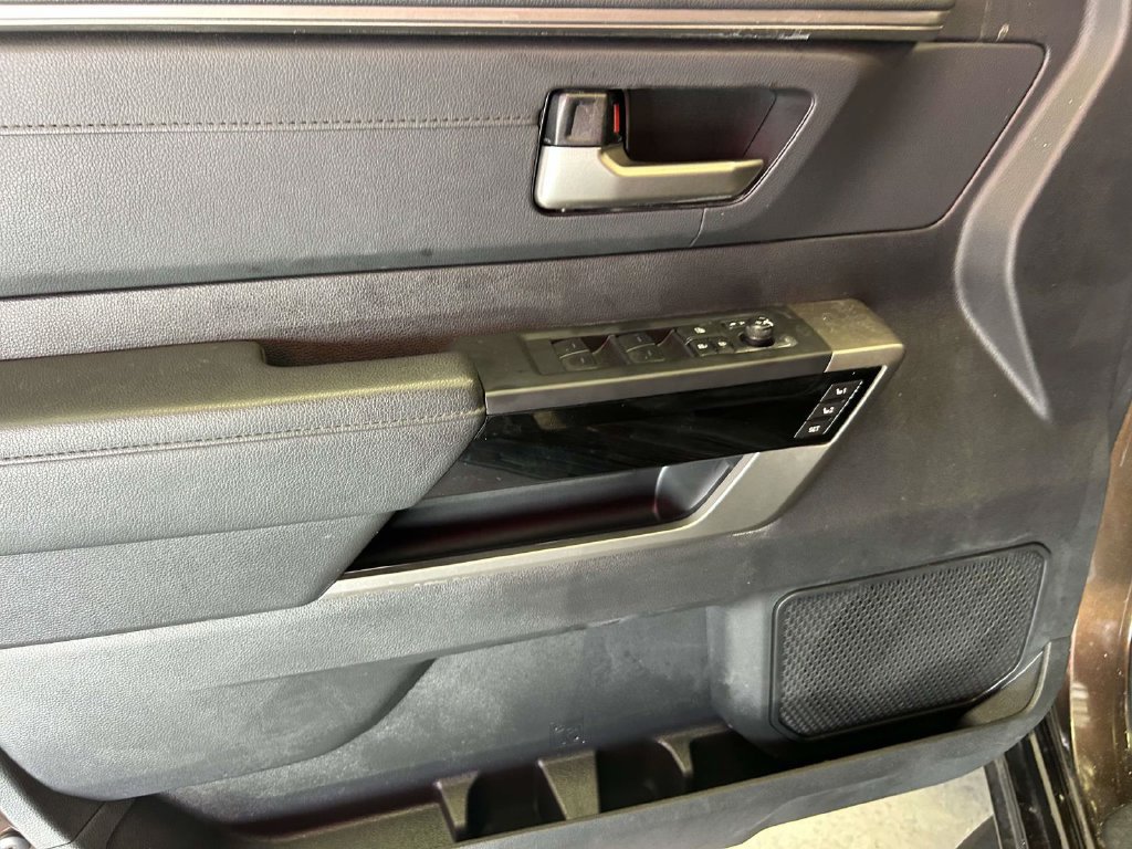 Certified 2025 Toyota Tundra Limited AWD/4WD image 19