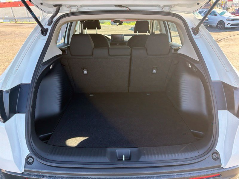 Used 2024 Honda HR-V LX image 10