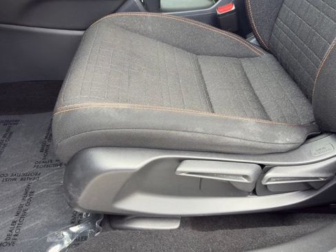 Used 2025 Honda HR-V Sport image 5