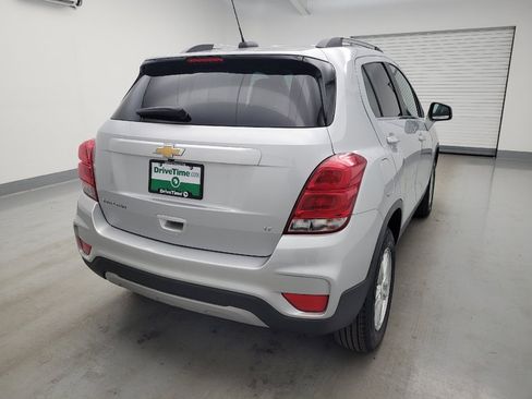 Used 2020 Chevrolet Trax LT w/ LT Convenience Package AWD/4WD image 7