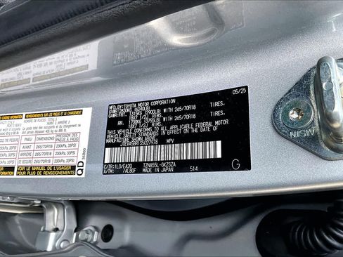 Used 2025 Toyota 4Runner TRD Off-Road Premium AWD/4WD image 34