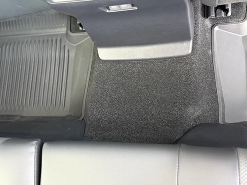 Used 2024 Lexus GX 550 w/ Accessory Package (Z1) AWD/4WD image 77