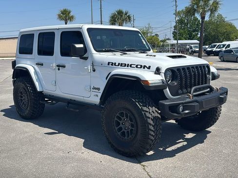 Used 2023 Jeep Wrangler Unlimited Rubicon 392 w/ Xtreme Recon 35" Tire Package AWD/4WD image 8