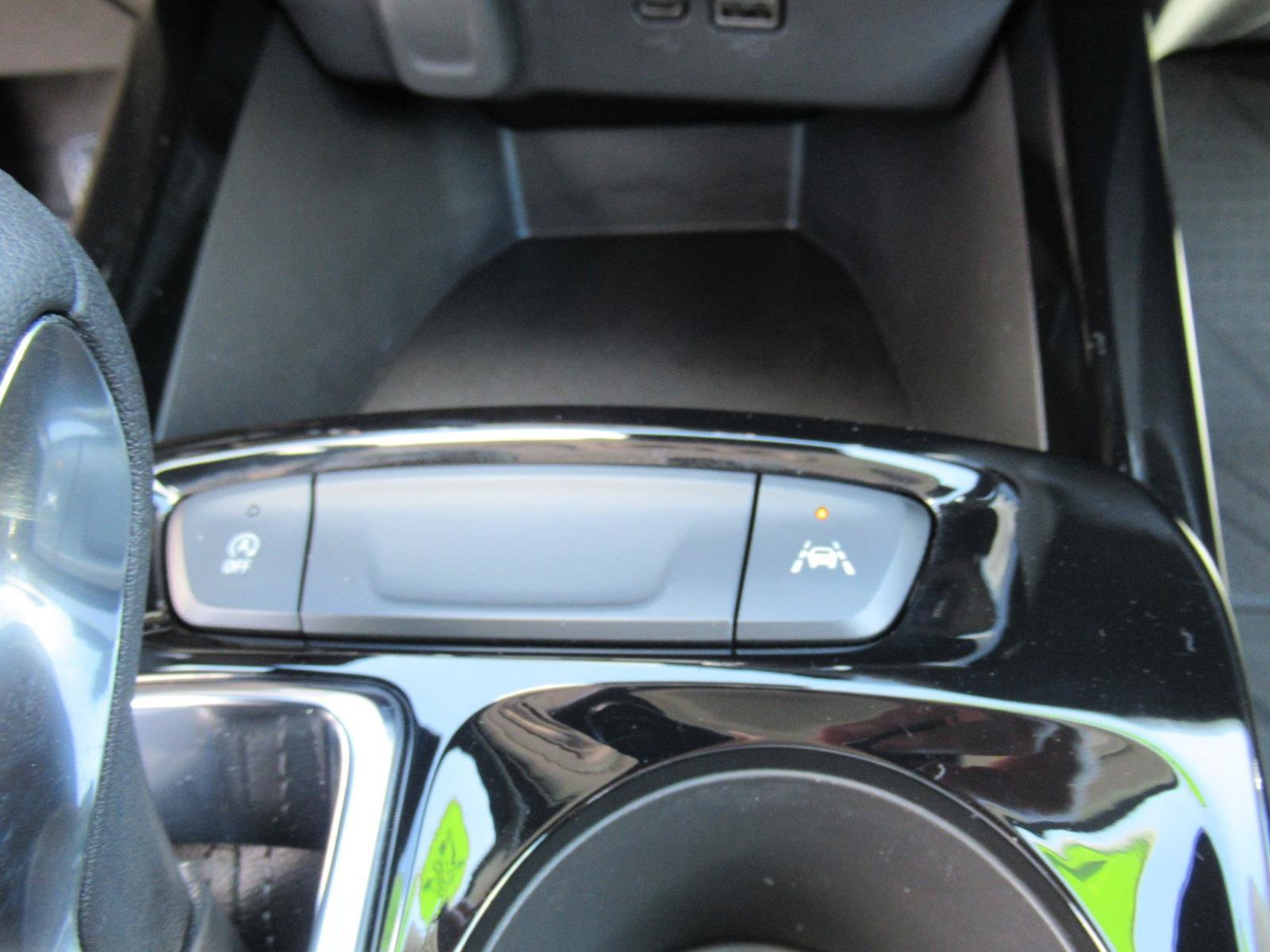 Used 2025 Chevrolet Trax LT w/ Driver Confidence Package FWD image 27