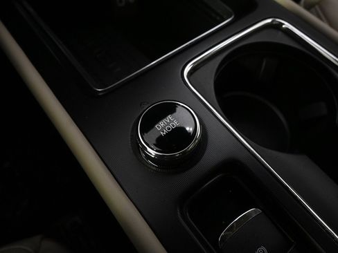 New 2026 Lincoln Corsair Premiere image 34