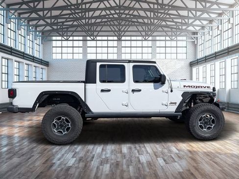 Used 2022 Jeep Gladiator Mojave w/ Trailer Tow Package AWD/4WD image 2