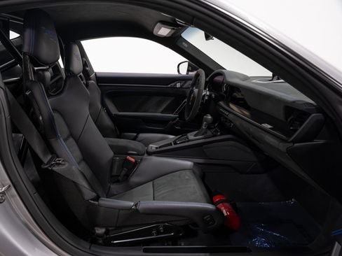 Used 2025 Porsche 911 GT3 RS RWD image 67