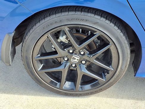 Used 2024 Honda Civic Sport image 9