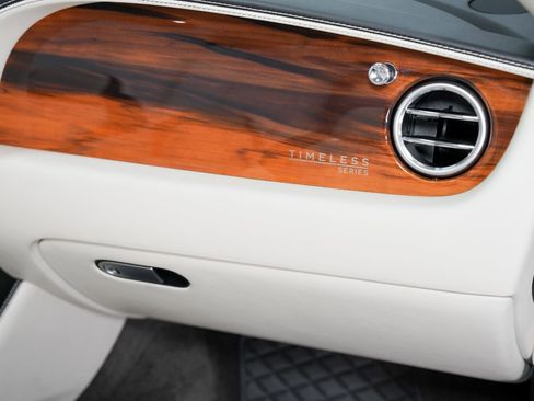 Used 2018 Bentley Continental GT image 31