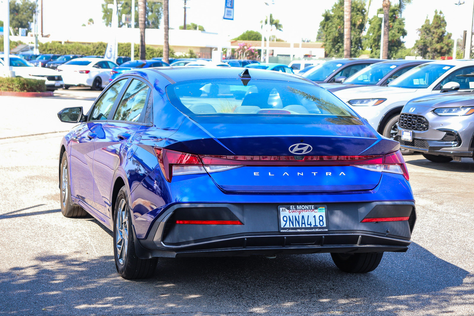 Used 2024 Hyundai Elantra SEL FWD image 13