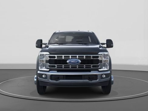 New 2025 Ford F550 2WD Regular Cab Super Duty image 6