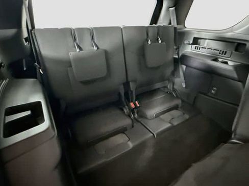 Certified 2025 Toyota 4Runner SR5 AWD/4WD image 27
