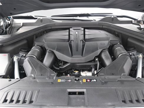 Used 2025 Genesis GV80 3.5T Prestige image 10