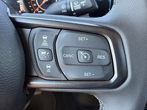 Used 2026 Jeep Gladiator Rubicon AWD/4WD image 17