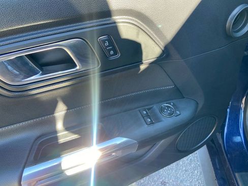 Used 2018 Ford Mustang GT w/ GT Performance Package image 17