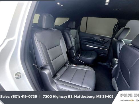 New 2026 Chevrolet Traverse LT w/ Driver Confidence Package FWD image 20