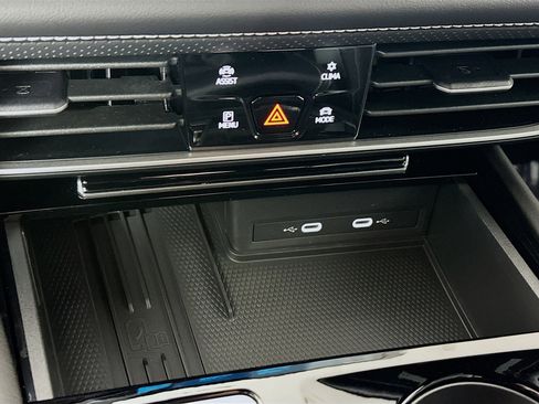 New 2026 Volkswagen Atlas Cross Sport SEL image 16